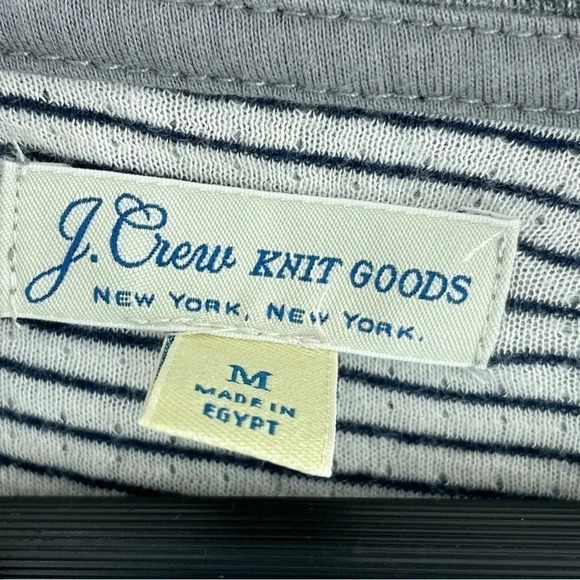 J. Crew Knit goods Mens Size M long sleeve pullover shirt 1380 - Picture 2 of 8